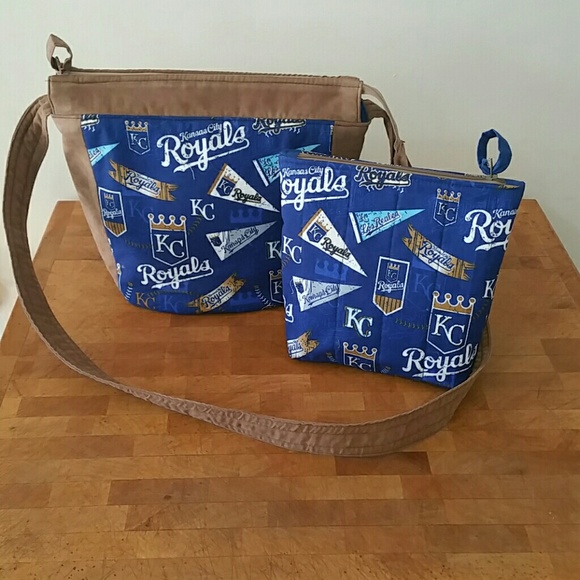 HANDMADE Handbags - KANSAS CITY ROYALS BAG.